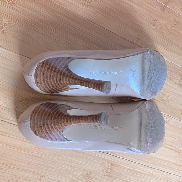 BCBG Open Toe Heels - Picture 4 of 6